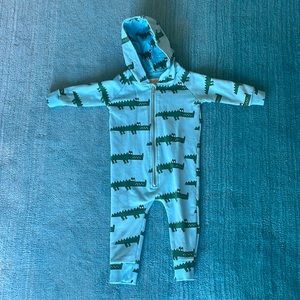 Hugo Loves tiki jumper size 12-18 months